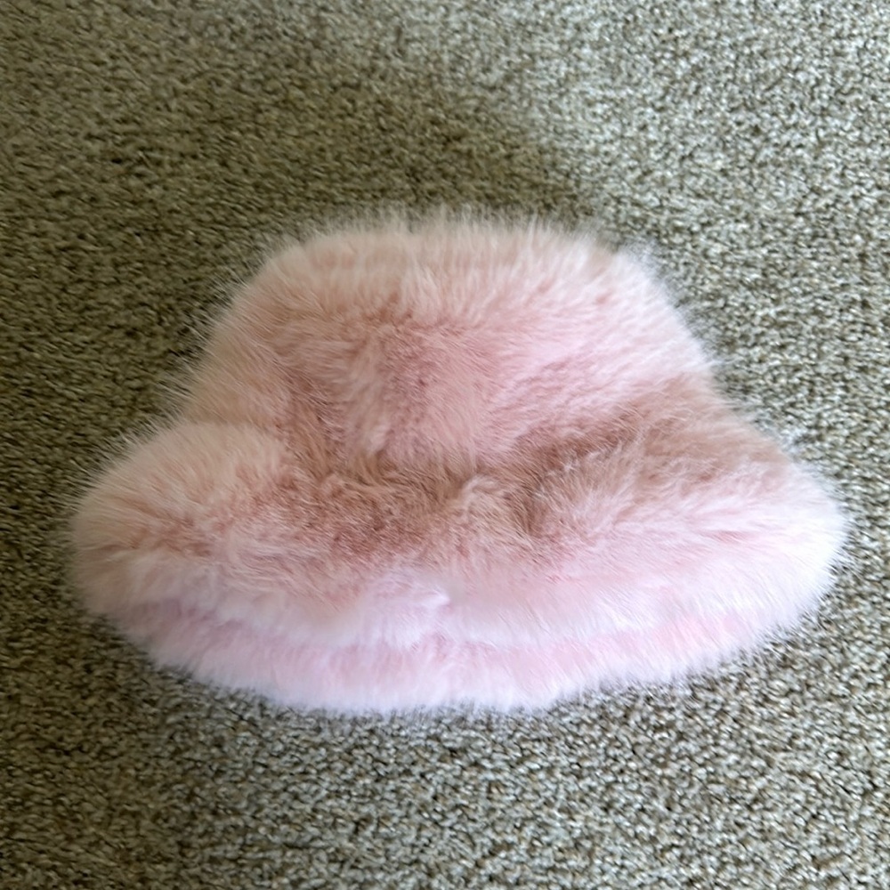 Fur hat